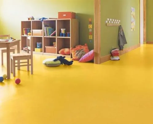 Comercializare si montaj pardoseli profesionale - parchet stratificat - Cluj Napoca