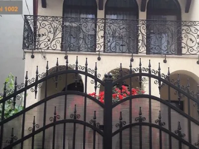 Porti - garduri - balusrade - copertine - Bucuresti