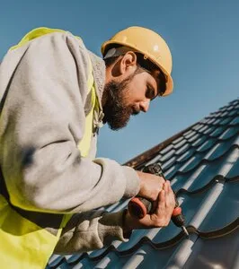 Montaj si reparatii acoperisuri - mansardari - Bucuresti
