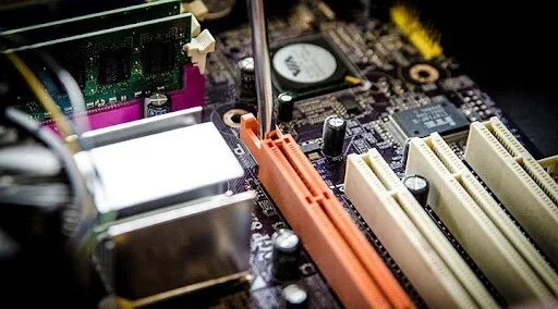 Service Laptop - GSM - Calculatoare - Bucuresti