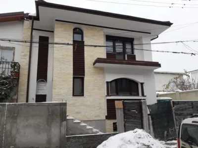 Comercializare - montaj si reparatii tamplarie PVC