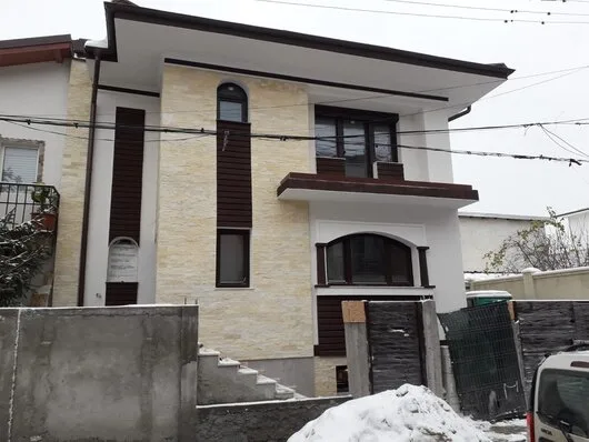 Comercializare - montaj si reparatii tamplarie PVC