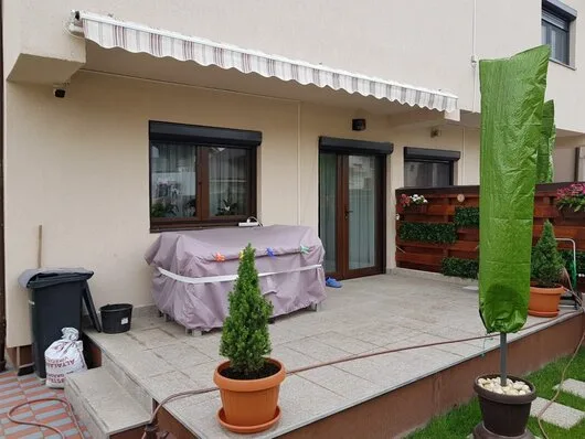 Comercializare - montaj si reparatii tamplarie PVC