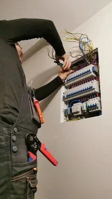 Instalare - intretinere sisteme electrice Bucuresti