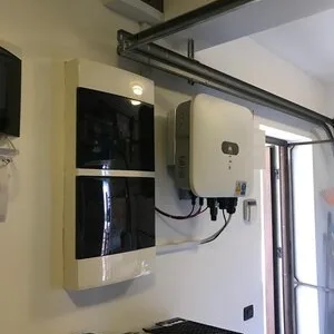 Sisteme de panouri solare fotovoltaice