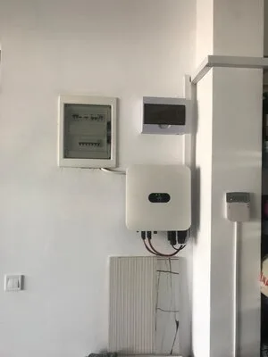 Sisteme de panouri solare fotovoltaice