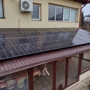 Sisteme de panouri solare fotovoltaice