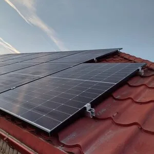 Sisteme de panouri solare fotovoltaice
