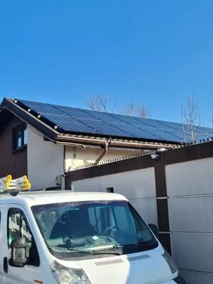 Sisteme de panouri solare fotovoltaice