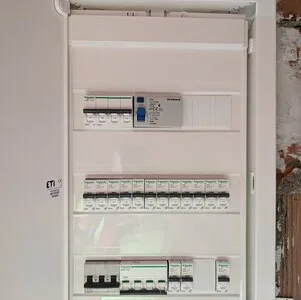 Instalatii electrice si fotovoltaice