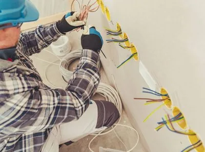 Instalatii electrice civile si industriale