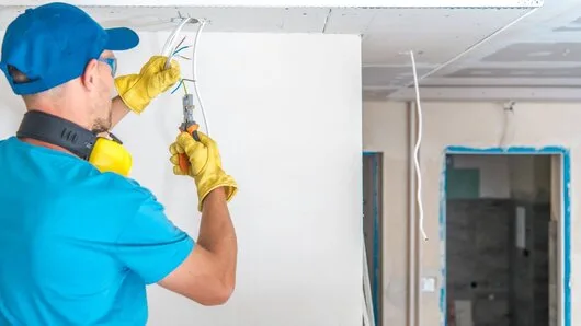 Instalatii electrice civile si industriale