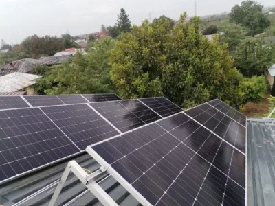 Comercializare si montare panouri solare