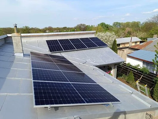 Comercializare si montare panouri solare