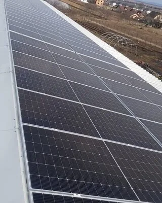Montaj panouri fotovoltaice