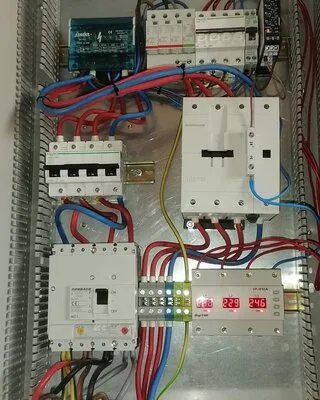 Montaj panouri fotovoltaice