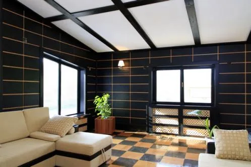 Tamplarie din lemn stratificat cu geam termopan - Ramnicu Valcea