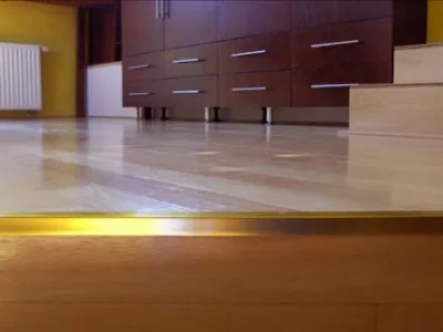 Tamplarie din lemn stratificat cu geam termopan - Ramnicu Valcea