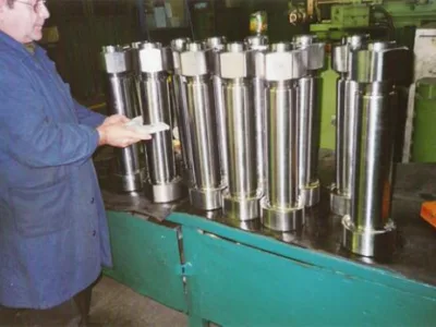 Bucuresti - Freze din carburi metalice monobloc