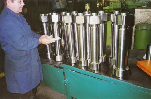 Bucuresti - Freze din carburi metalice monobloc