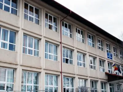 Pereti cortina - fatade ventilate - tamplarie aluminiu - Ploiesti