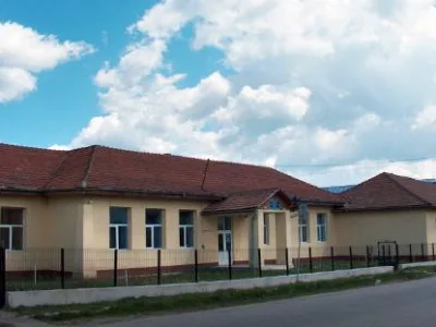 Pereti cortina - fatade ventilate - tamplarie aluminiu - Ploiesti