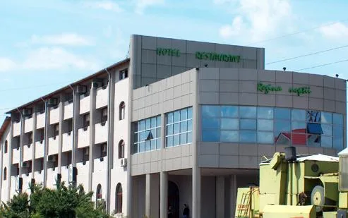 Pereti cortina - fatade ventilate - tamplarie aluminiu - Ploiesti