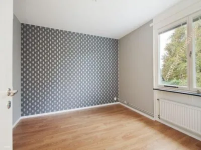 Montaj tapet si fototapet Bucuresti