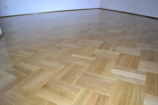 Montaj - raschetat parchet si tamplarie - Brasov