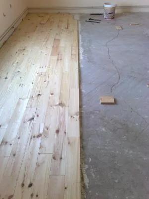 Montaj - raschetat parchet si tamplarie - Brasov