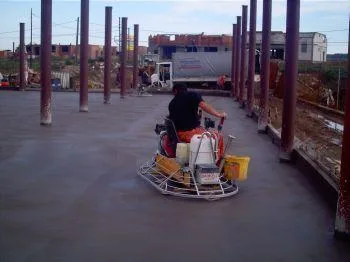 Aplicator de pardoseli Industriale - Oradea