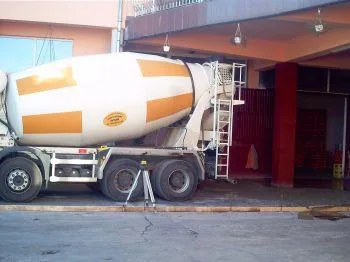 Aplicator de pardoseli Industriale - Oradea