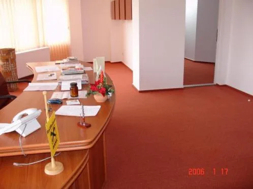 Comercializare si montaj mocheta - linoleum - tapet - jaluzele - Targu Mures