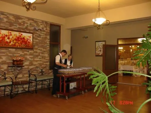 Comercializare si montaj mocheta - linoleum - tapet - jaluzele - Targu Mures