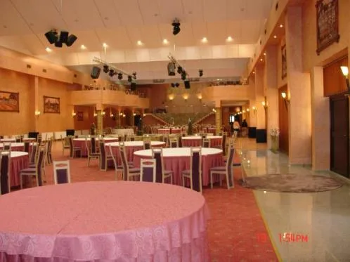 Comercializare si montaj mocheta - linoleum - tapet - jaluzele - Targu Mures