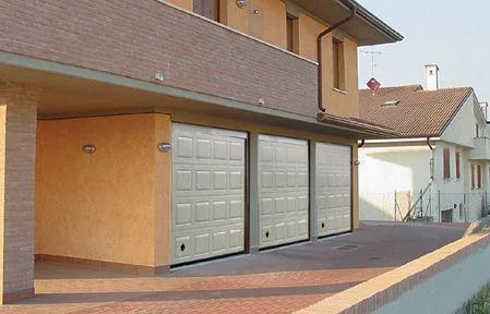Comercializare si automatizari usi de garaj si usi industriale - Oradea