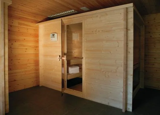Pascani - Piscine - saune - echipamente si accesorii