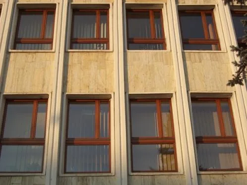 Case de vacanta - ferestre si usi din lemn - Bistrita Nasaud