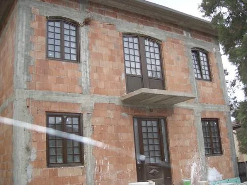 Case de vacanta - ferestre si usi din lemn - Bistrita Nasaud