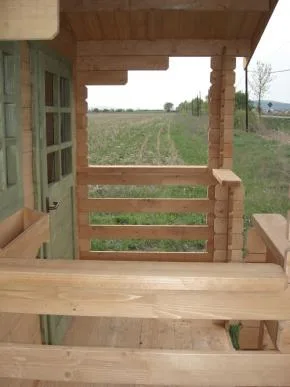 Case de vacanta - ferestre si usi din lemn - Bistrita Nasaud