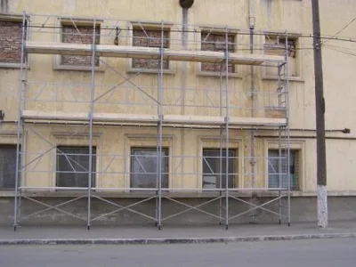 Produce - comercializeaza si inchiriaza echipamente pentru constructii - Galati