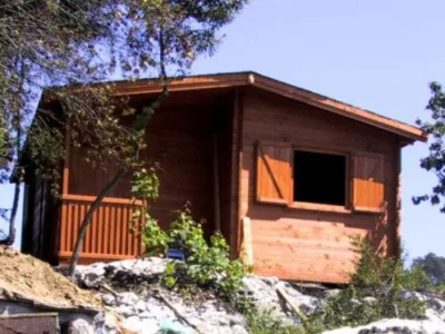 Comanesti / Bacau - Constructii case din lemn