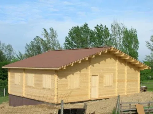Comanesti / Bacau - Constructii case din lemn