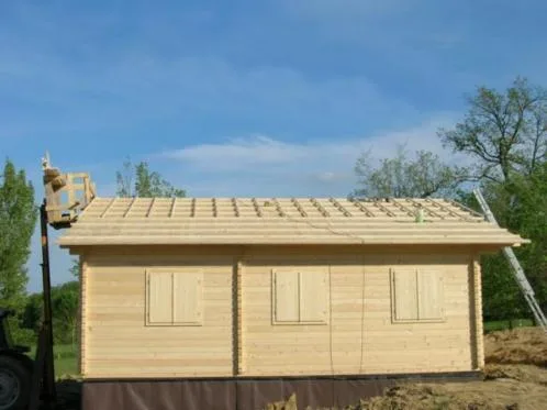 Comanesti / Bacau - Constructii case din lemn