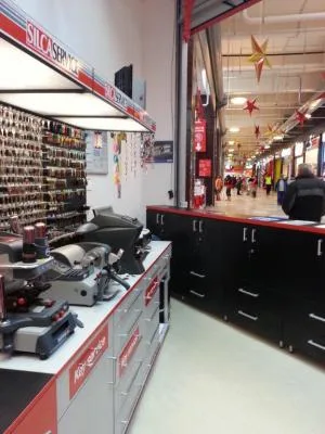 Centre profesionale de copiat chei Bucuresti