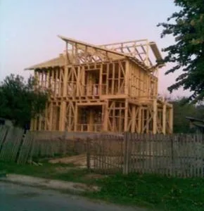 Constructii case pe structura de lemn Campulung - Arges