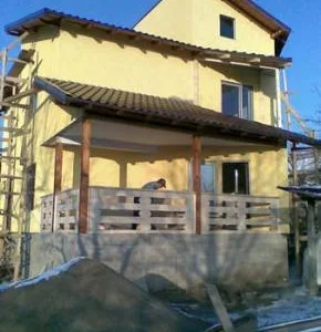 Constructii case pe structura de lemn Campulung - Arges