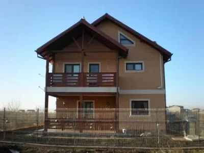 Constructii case pe structura de lemn Campulung - Arges