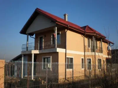 Constructii case pe structura de lemn Campulung - Arges