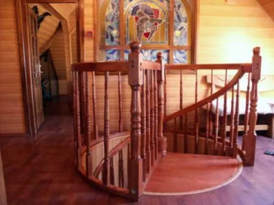 Scari de interior si balustrade din lemn masiv - Prejmer / Brasov